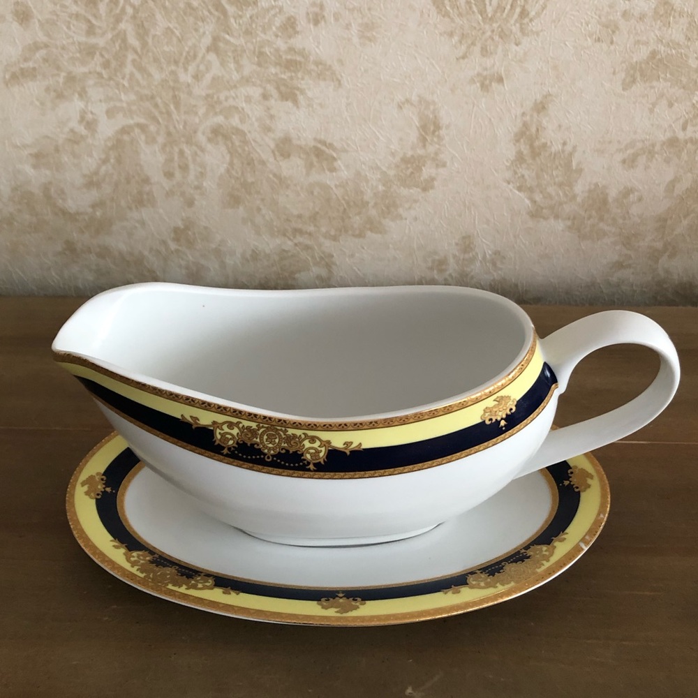 Vintage Pegasus porcelain gravy boat